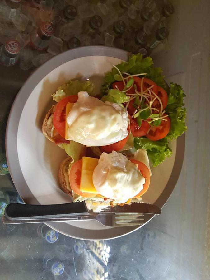 بيت شباب Happy House Backpackers باي المظهر الخارجي الصورة